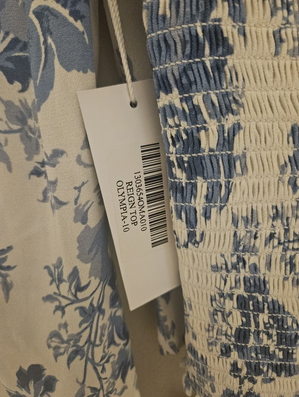 Reformation Reign White And Blue Floral Going Out Top Olympia Print Size 10 NWT